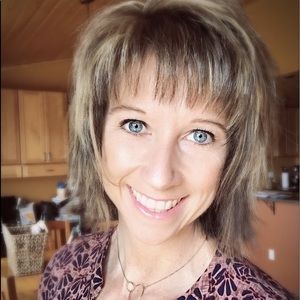 Meet your Posher, Jeniffer